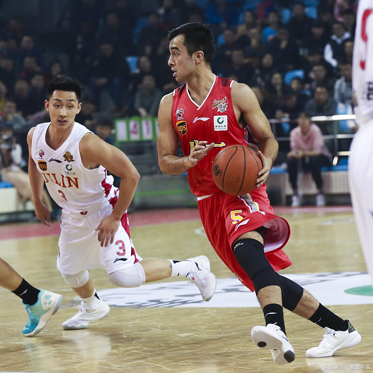 周末钻石联赛焦点战！利雅得新月迎战广厦男篮，大胜或上演(吴艳妮钻石联赛表现)